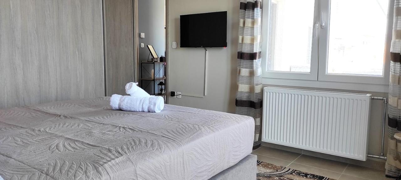 Spiros - Full Renovated House 2022 Apartment Marmaron  ภายนอก รูปภาพ
