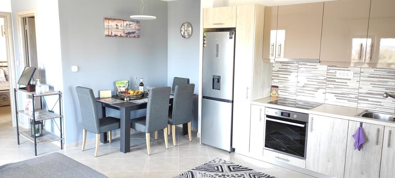 Spiros - Full Renovated House 2022 Apartment Marmaron  ภายนอก รูปภาพ